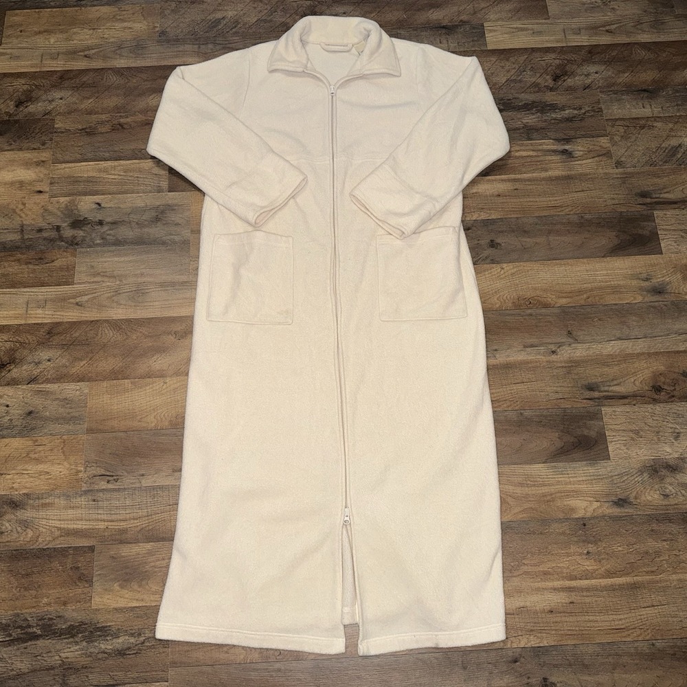 L.L. Bean Women's White Winter Fleece Robe Zip-Front Size S Reg